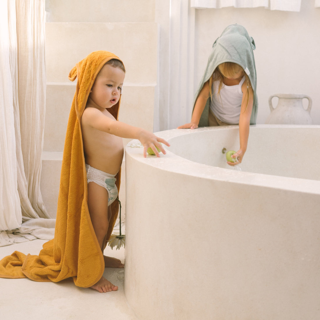 Hooded Towel - Caramel